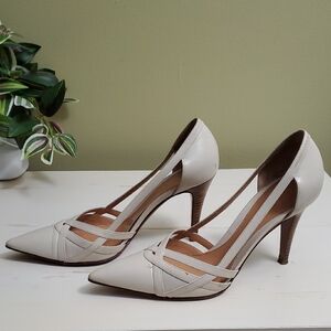 Sergio Rossi | Cream Leather Pumps.with Pointed Toes Sz 36 1/2
